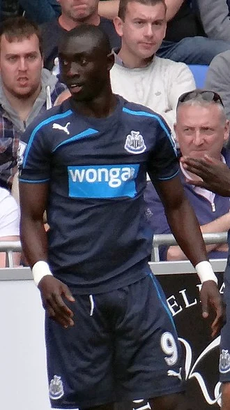 Papiss Cissé height profile photo