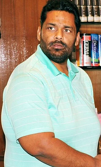 Pappu Yadav height profile photo