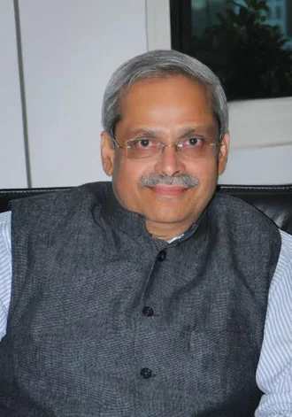 Parakala Prabhakar height profile photo