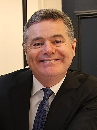 Paschal Donohoe height profile photo