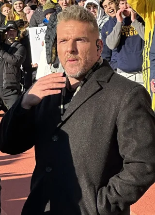 Pat McAfee height profile photo