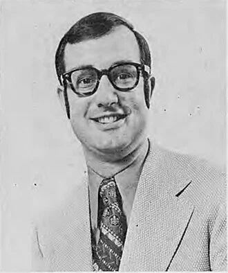 Pat Williams (basketball) height profile photo