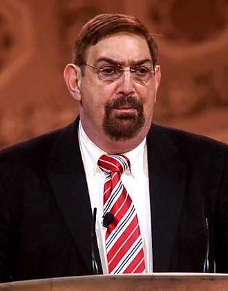 Patrick Caddell height profile photo