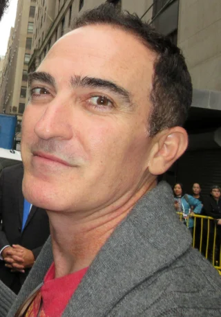 Patrick Fischler height profile photo