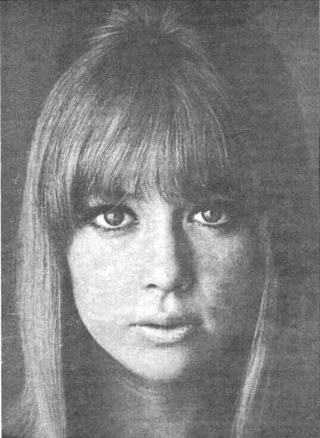Pattie Boyd height profile photo