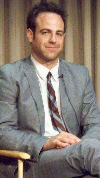 Paul Adelstein height profile photo