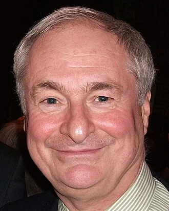 Paul Gambaccini height profile photo