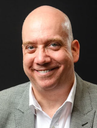 Paul Giamatti height profile photo