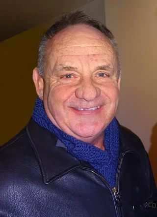 Paul Guilfoyle height profile photo