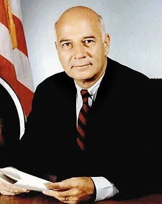 Paul Ignatius height profile photo