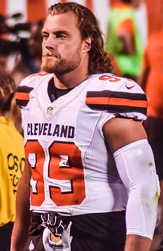 Paul Kruger (American football) height profile photo