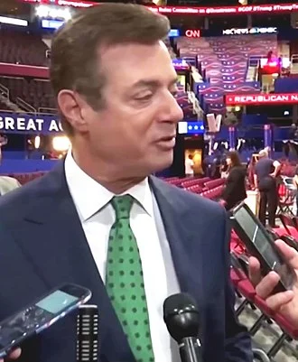Paul Manafort height profile photo