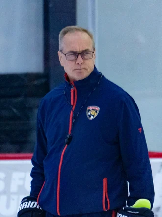 Paul Maurice height profile photo