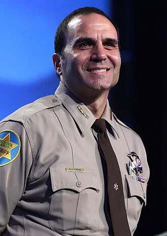 Paul Penzone height profile photo