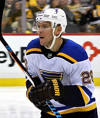 Paul Stastny height profile photo