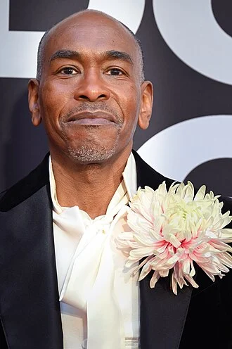 Paul Tazewell height profile photo