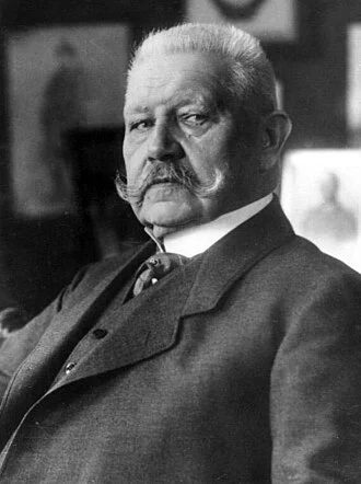 Paul von Hindenburg height profile photo