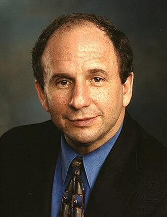 Paul Wellstone height profile photo