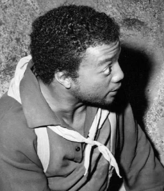 Paul Winfield height profile photo