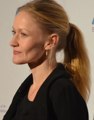 Paula Malcomson height profile photo