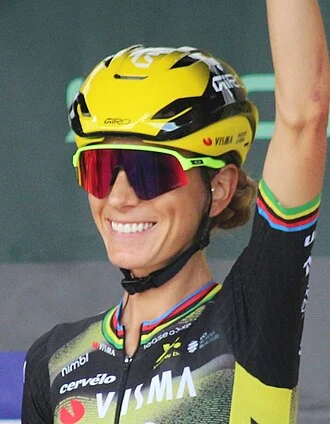Pauline Ferrand-Prévot height profile photo