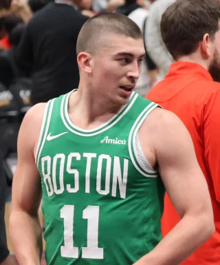 Payton Pritchard height profile photo
