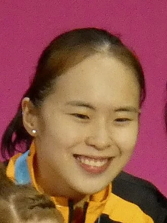 Pearly Tan height profile photo