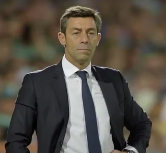 Pedro Caixinha height profile photo
