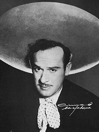 Pedro Infante height profile photo