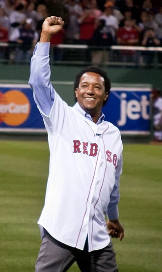 Pedro Martínez height profile photo