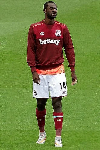 Pedro Obiang height profile photo