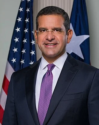 Pedro Pierluisi height profile photo