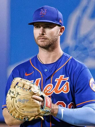 Pete Alonso height profile photo