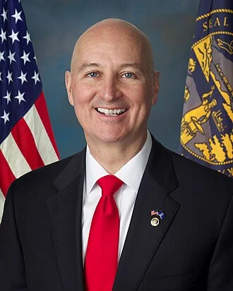 Pete Ricketts height profile photo
