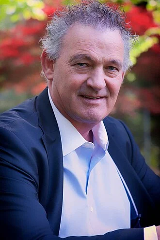 Peter Casey height profile photo