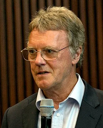 Peter J. Ratcliffe height profile photo