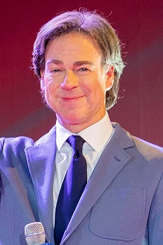 Peter Safran height profile photo