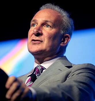 Peter Schiff height profile photo