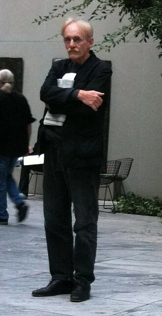 Peter Schjeldahl height profile photo