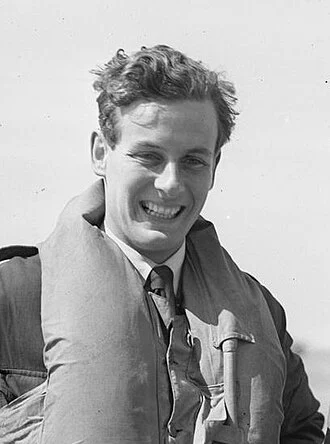 Peter Townsend (RAF officer) height profile photo