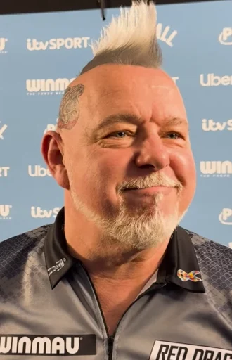 Peter Wright (darts player) height profile photo