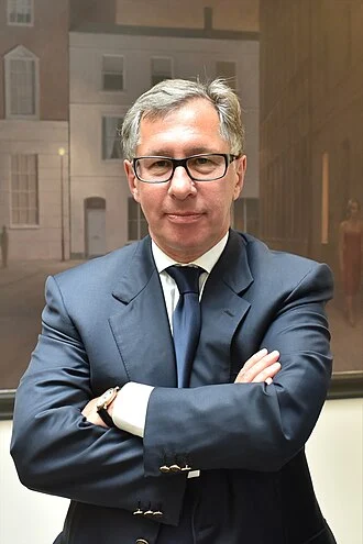 Petr Aven height profile photo