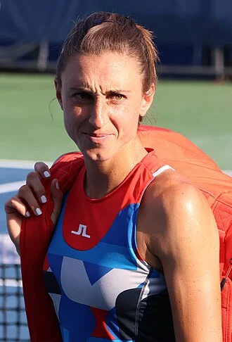 Petra Martić height profile photo