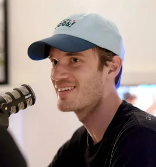 PewDiePie height profile photo