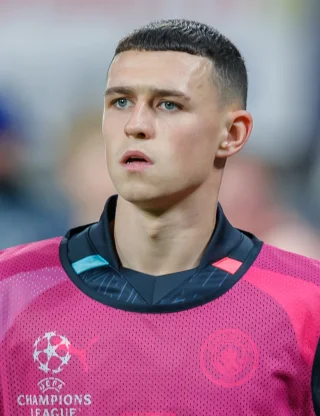 Phil Foden height profile photo