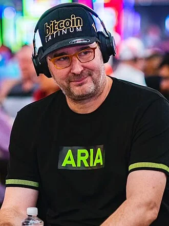 Phil Hellmuth height profile photo