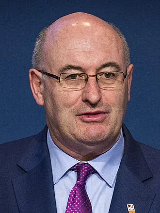 Phil Hogan height profile photo