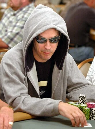 Phil Laak height profile photo