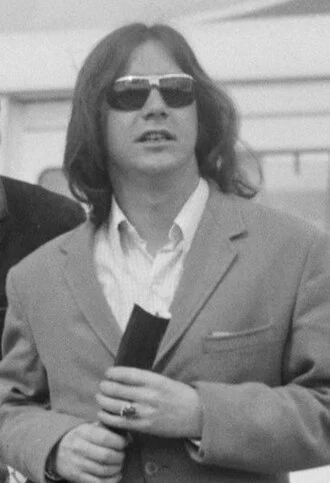 Phil May (singer) height profile photo