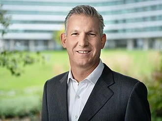 Philipp Navratil height profile photo
